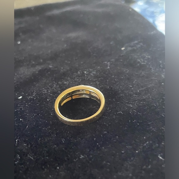 14k Diamond Inlay Ring - Picture 3 of 10